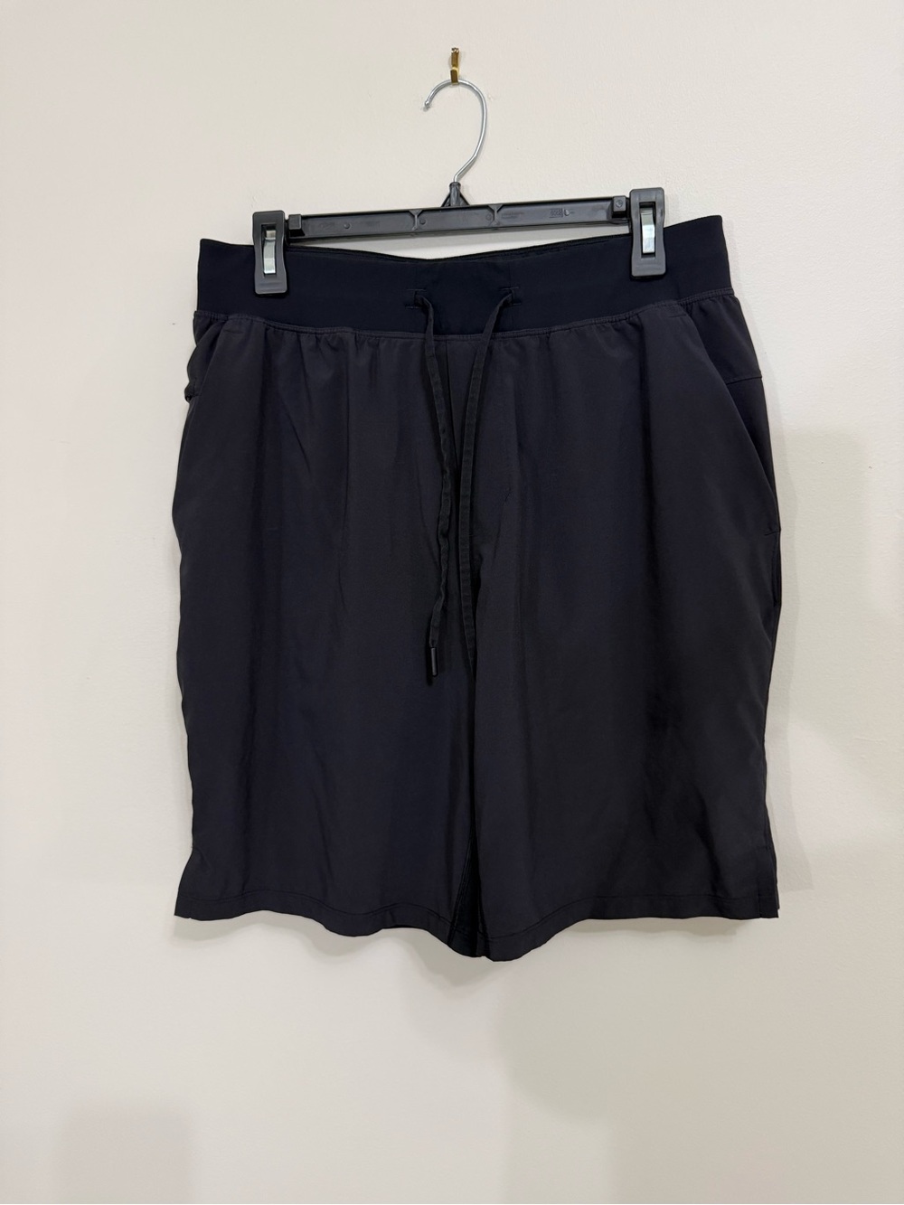 Lululemon Shorts Men's Size Large Heathered Black 9" Linerless Active EUC